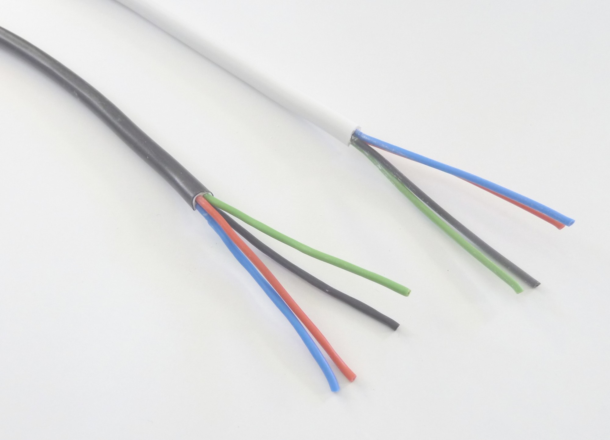 Levně RGB kabel 4x0,5 kulatý