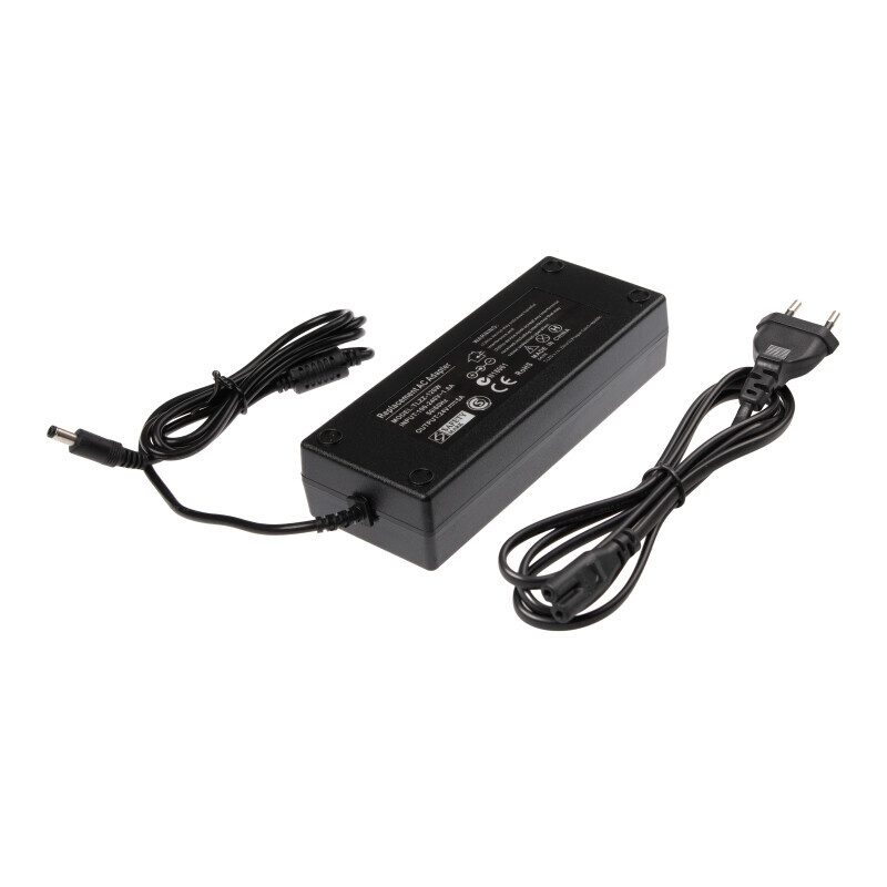 LED zdroj 24V 120W zásuvkový