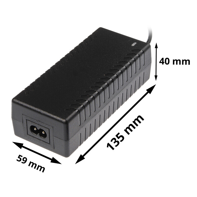 LED zdroj 24V 96W zásuvkový