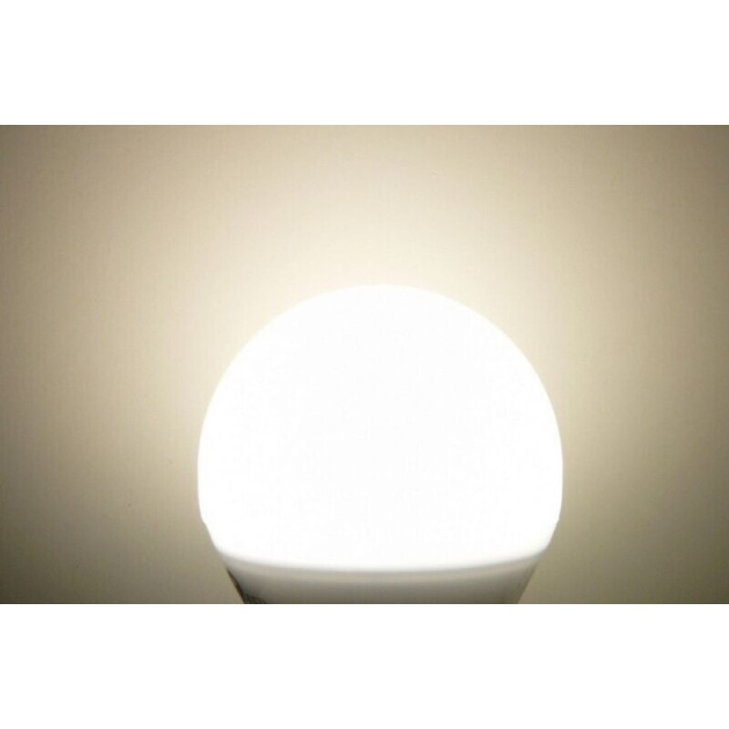LED žárovka E27 L15W A60