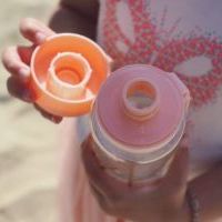 EQUA Plastová lahev na pití pro děti Illusion collection Playground bez BPA 600 ml