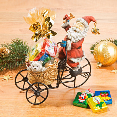 Santa Claus na trojkolke + sladkosti