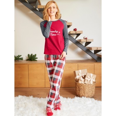 Žerzejové pyžamo ve vánočním designu