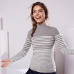 Pruhovaný dvoubarevný pulovr se stojáčkem