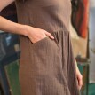 Rozšířené šaty s výstřihem do „V“ z bavlněné gázoviny