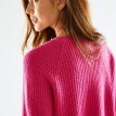 Sweter z dekoltem w szpic, gładki wzór