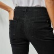 Bootcut strečové džíny s vyšívanými kapsami