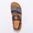 Kožené lesklé sandále na suchý zips a klinovom podpätku