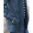 Újrahasznosított poliészterből készült vízálló kabát (1)