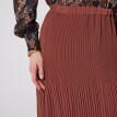 Jednobarevná plisovaná sukně z recyklovaného polyesteru (1), pro vysokou postavu