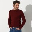Sweter z gładkim wzorem i okrągłym dekoltem