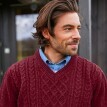 Irlandzki sweter z dekoltem w szpic