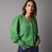 Sweter z falistym zakończeniem
