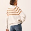 Sweter w paski ze stójką