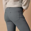 Úzke jednofarebné dlhé nohavice