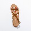 Kožené sandále zdobené korálkami
