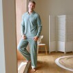 Frottír pizsama nadrággal és hosszú ujjakkal