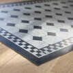 Covor din vinil cu imprimeu în formă de tablă de șah