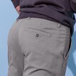 Pantaloni Chino de culoare solidă