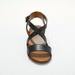 Sandály s překříženými pásky z kůže LWG