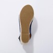 Sandále s otvorenou špičkou na klinovom podpätku