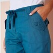 Rovné nohavice s vreckami a ohrnutím