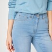 Strečové rovné džínsy