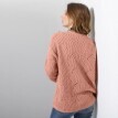Ažurový pulovr s kulatým výstřihem