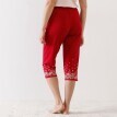 Pantaloni de pijama 3/4 cu imprimeu floral la capetele picioarelor