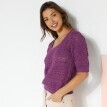 Jednokolorowy koronkowy sweter z rękawami do łokcia