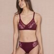 Klasické kalhotky „Caminata“ zn. Confidence Lingerie® z mikrovlákna s výšivkou