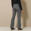 Pantaloni bootcut din tricot Milano cu model herringbone