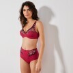 Podprsenka „Caminata“ zn. Confidence Lingerie® s výšivkou, s kosticemi