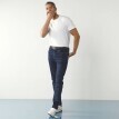 Rovné džíny s 5 kapsami ze strečového denimu, měříte-li méně než 170 cm, vnitřní délka nohavic 72 cm