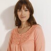 Туніка з макраме та довгими рукавами