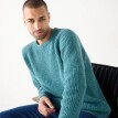 Pulovr s kulatým výstřihem, hladký úplet s 30 % vlny