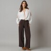 Oversize halenka s vyšívanými detaily