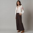 Oversize halenka s vyšívanými detaily
