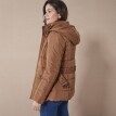 Nepromokavá dlouhá prošívaná bunda s páskem, na zip
