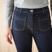Bootcut kalhoty s našitými kapsami