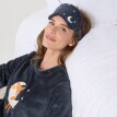 Fleecové pyžamo s motivem kolouška, dlouhými rukávy a sladěnou maskou na spaní