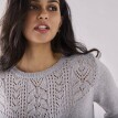 Sweter z ażurowym wzorem