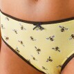Sada 4 kalhotek midi se sladěným motivem včel