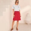 Krátka rozšírená sukňa na gombíky