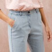Džíny mom s vysokým pasem