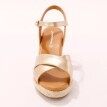 Sandály s překřížením a klínovým podpatkem