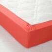 Jednokolorowe prześcieradło elastyczne Colombine z narożnikiem o głębokości 32 cm, wykonane z bawełny