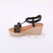 Kožené sandále na klinovom podpätku