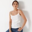 Top na wąskich ramiączkach, wykonany z bawełny organicznej