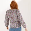 Blúzka s potlačou kvetín a okrúhlym výstrihom